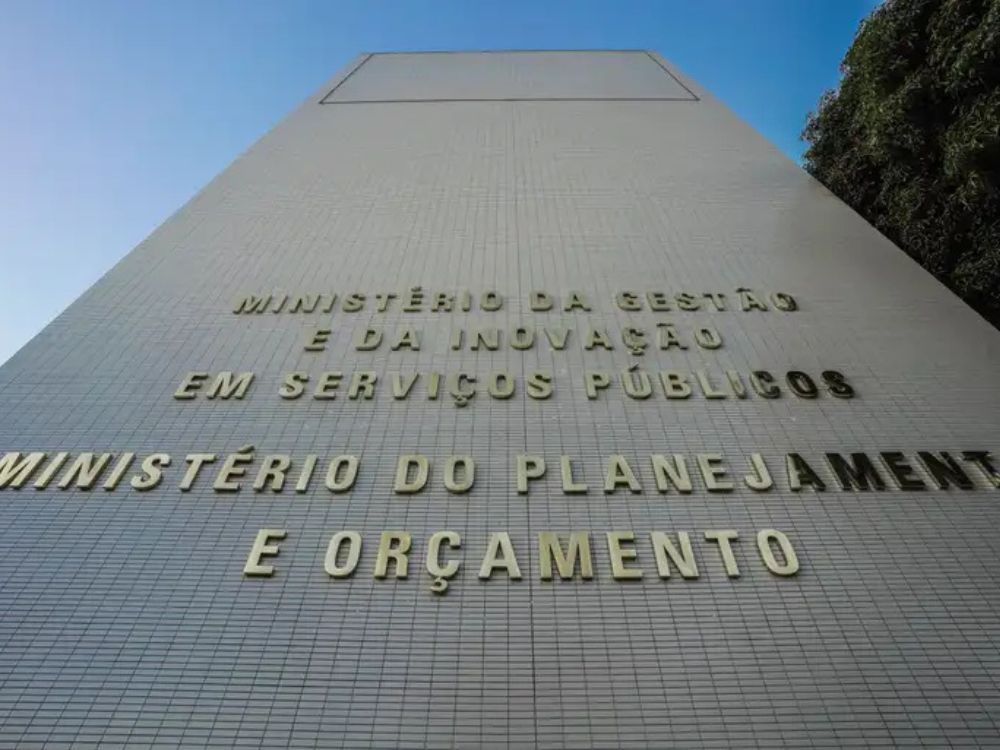 Fachada do Ministério do Planejamento e Orçamento.